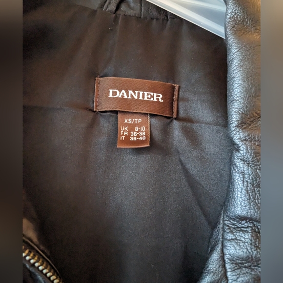 ✨ VINTAGE Danier leather jacket - Picture 7 of 8